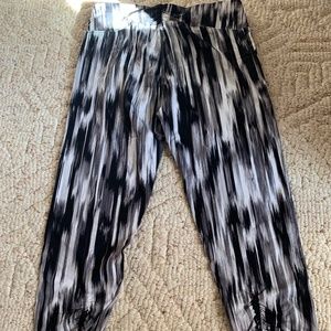 Calvin Klein Capri workout pants